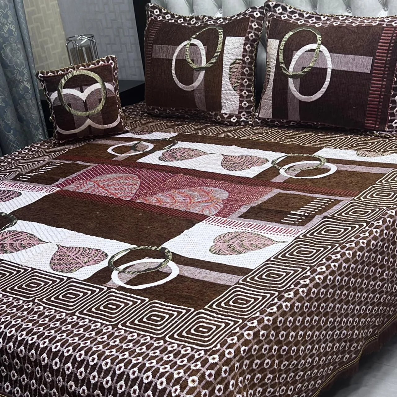 Velvet Jacquard Bedsheet