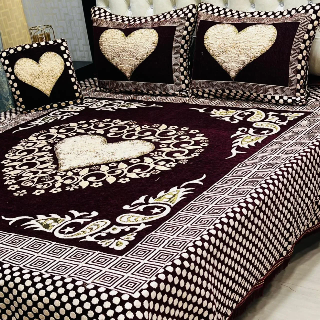Velvet Jacquard Bedsheet