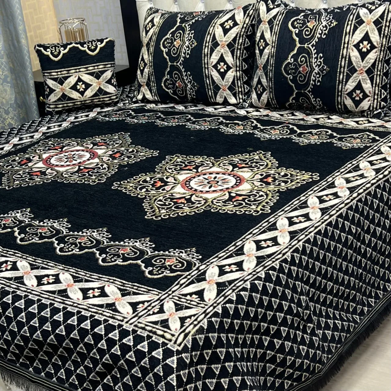 Velvet Jacquard Bedsheet