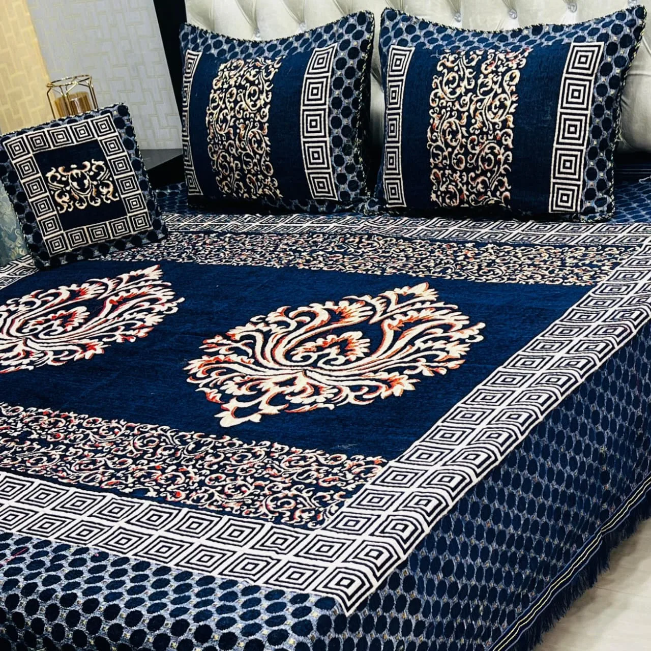 Velvet Jacquard Bedsheet