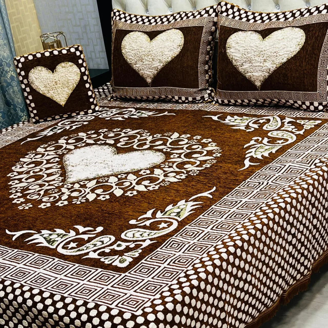 Velvet Jacquard Bedsheet