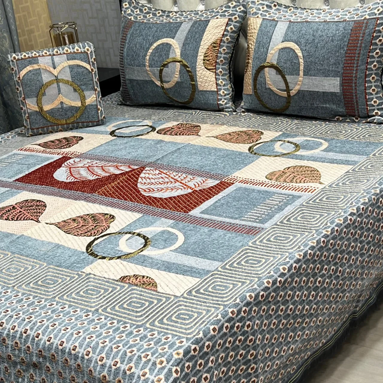 Velvet Jacquard Bedsheet