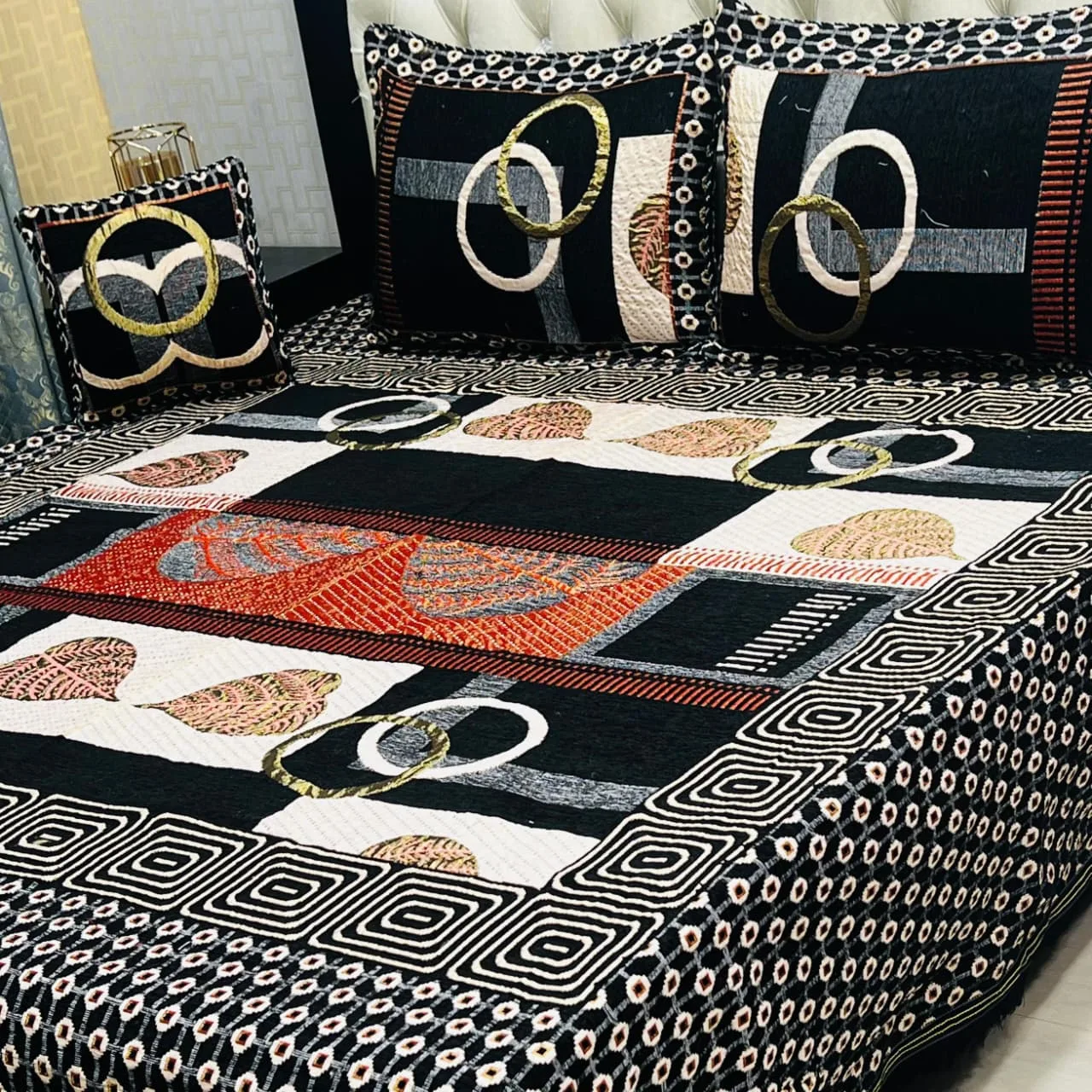 Velvet Jacquard Bedsheet