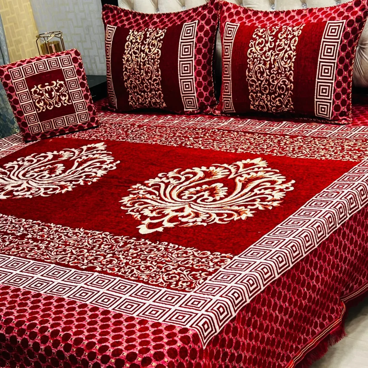 Velvet Jacquard Bedsheet
